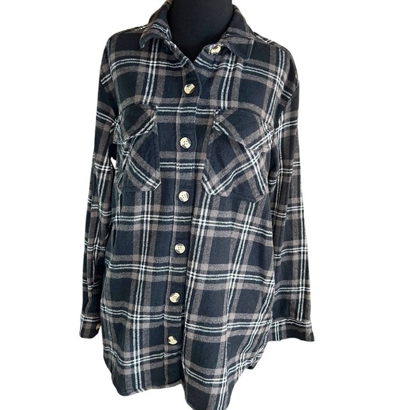 Beachlunchlounge Plaid Button-Up Women's Shirt Size Small - Picture 1 of 9